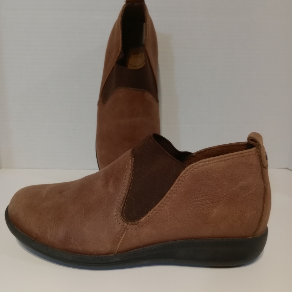 SANITA Women's Leather Ankle Boots Buttery Soft Sz. 6.5‎